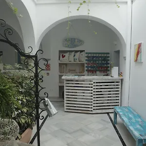  Hostel Wake Up In Hostel&restaurant Lounge